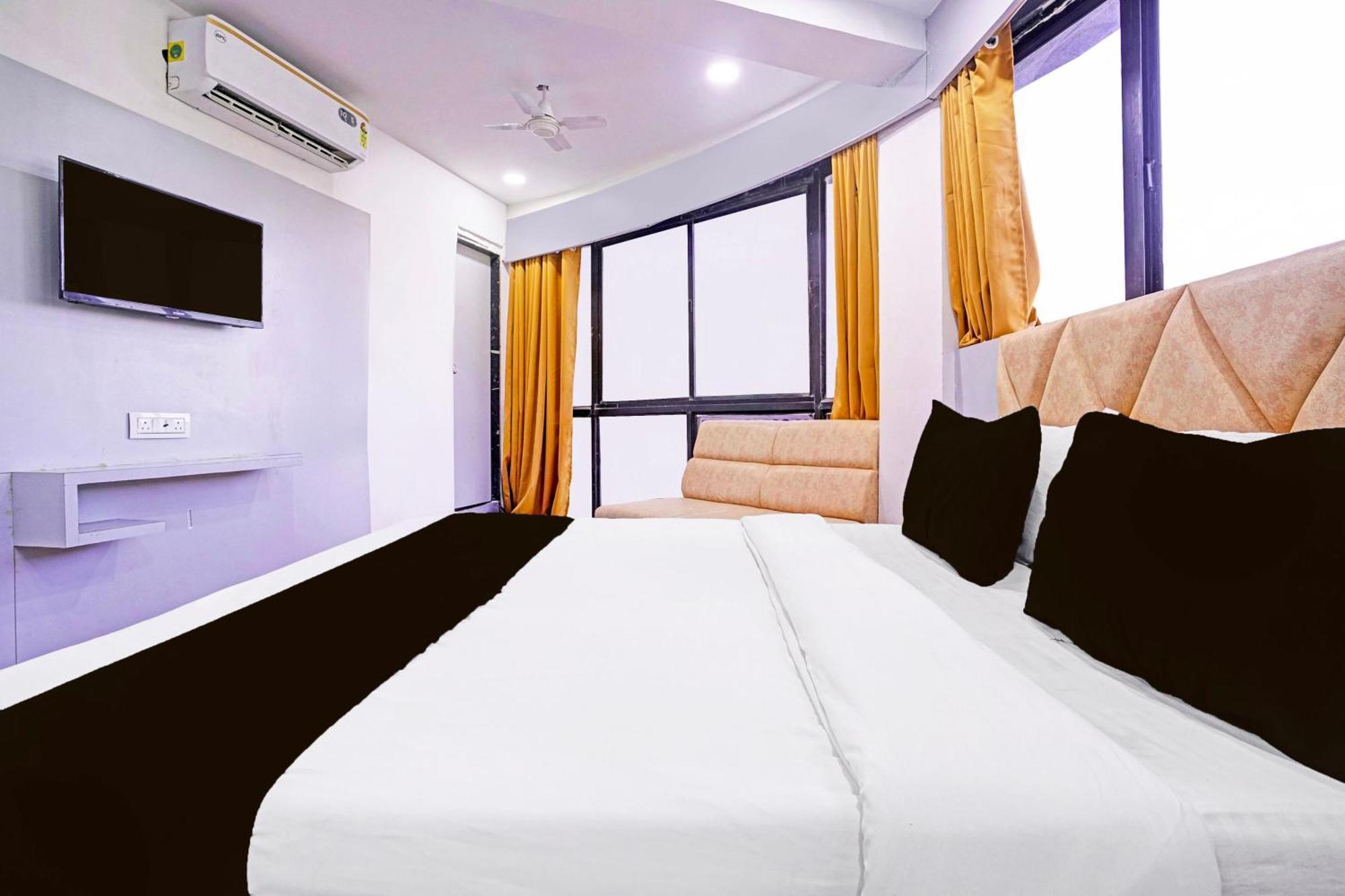 Hotel O Patang 24 Amhedabad Dış mekan fotoğraf