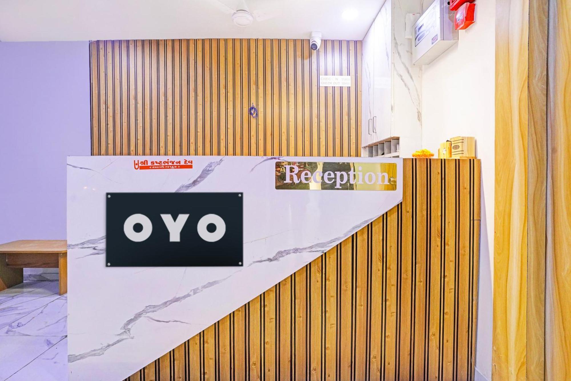 Hotel O Patang 24 Amhedabad Dış mekan fotoğraf