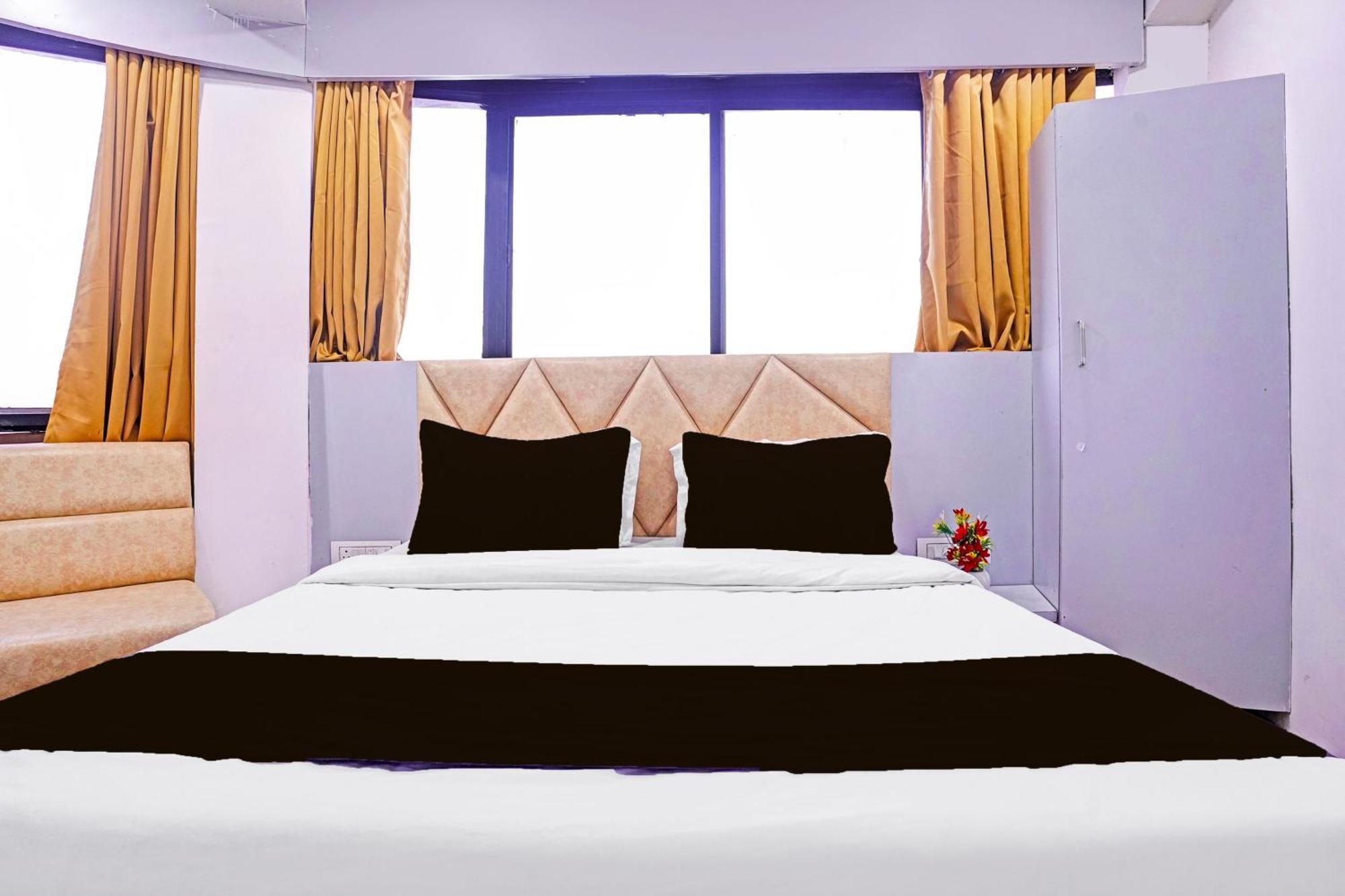 Hotel O Patang 24 Amhedabad Dış mekan fotoğraf